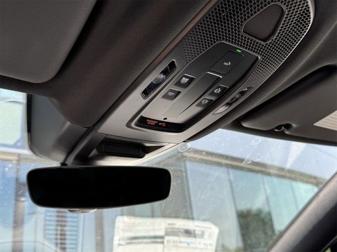 New 2025 Porsche Cayenne Coupe image 23