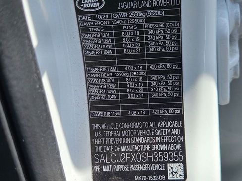 Used 2025 Land Rover Discovery Sport S AWD/4WD image 24