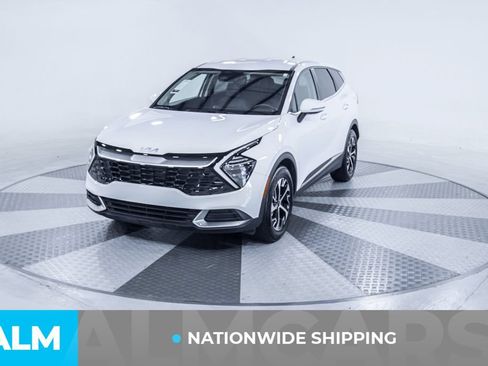 Used 2025 Kia Sportage EX FWD image 2
