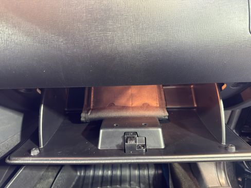 Used 2014 Ford Flex Limited w/ Equipment Group 301A FWD image 24