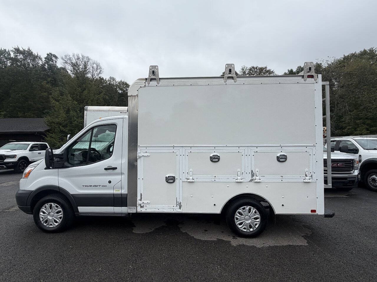Used 2018 Ford Transit 350 138 w/ Interior Upgrade Package RWD image 3