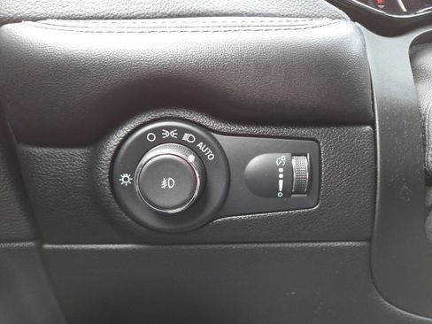 Used 2022 Dodge Durango GT image 47