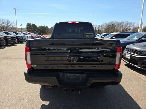 Used 2019 Ford F250 Platinum w/ Platinum Ultimate Package image 4