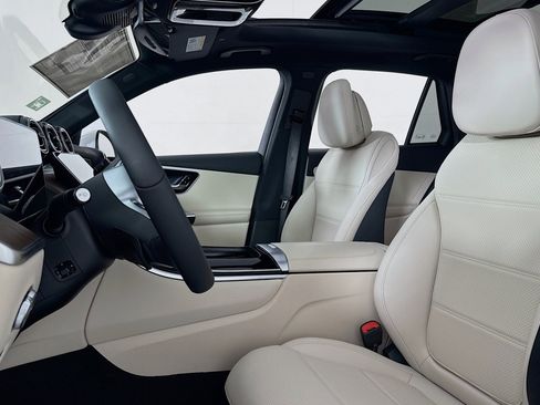 New 2026 Mercedes-Benz GLC 350e 4MATIC image 16