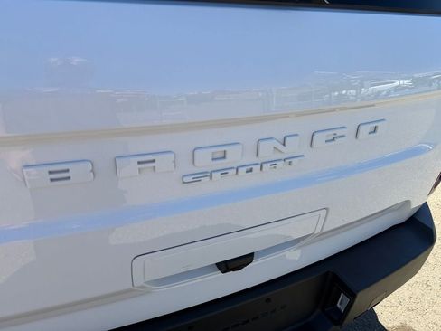 Used 2024 Ford Bronco Sport Outer Banks w/ Tech Package AWD/4WD image 34