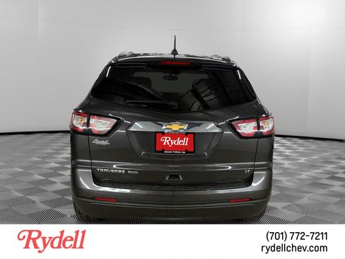 Used 2017 Chevrolet Traverse LT AWD/4WD image 4