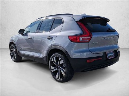 New 2026 Volvo XC40 B5 Ultra w/ Climate Package AWD/4WD image 9