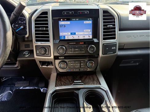 Used 2017 Ford F350 Lariat w/ Lariat Ultimate Package AWD/4WD image 18