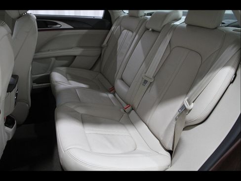 Used 2019 Lincoln MKZ Reserve image 21