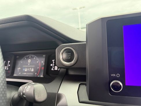 Certified 2025 Toyota 4Runner SR5 image 17