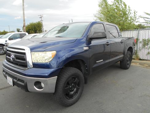 Used 2012 Toyota Tundra 4x4 CrewMax w/ TRD Off-Road Pkg image 1