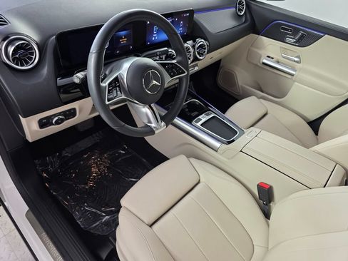 Certified 2024 Mercedes-Benz GLA 250 image 10
