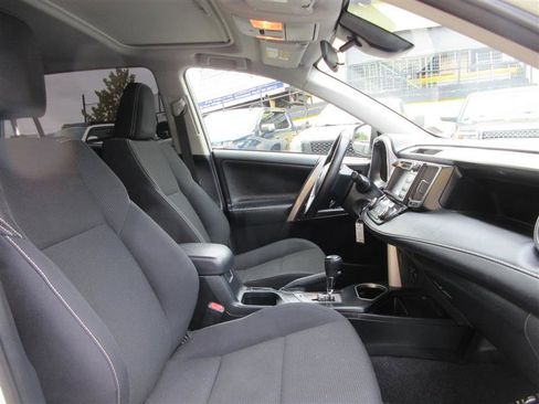 Used 2017 Toyota RAV4 XLE w/ All Weather Liner Package image 31