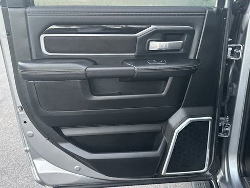 Used 2020 RAM 3500 Laramie w/ Night Edition image 22