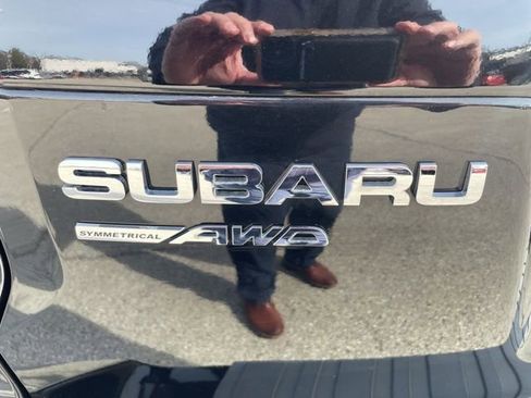 Used 2018 Subaru Forester 2.5i Premium w/ All-Weather Package image 15