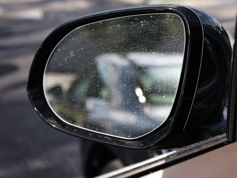 Used 2021 Genesis GV80 2.5T w/ Prestige Package 05 image 11