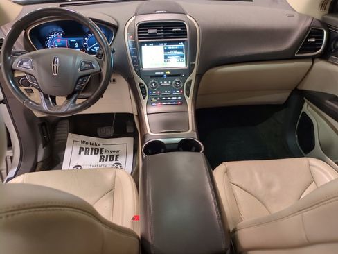 Used 2018 Lincoln MKX Reserve w/ Lincoln MKX Climate Package image 17