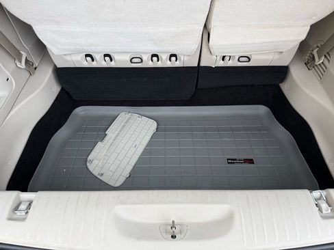 Used 2017 Chrysler Pacifica Limited image 23