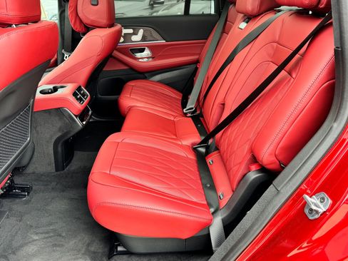 New 2025 Mercedes-Benz GLS 63 AMG 4MATIC image 33