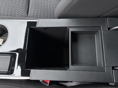 New 2026 Chevrolet Equinox LT w/ Safety and Technology Package AWD/4WD image 25