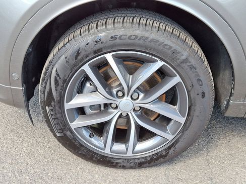 Used 2025 Land Rover Discovery Sport S AWD/4WD image 9