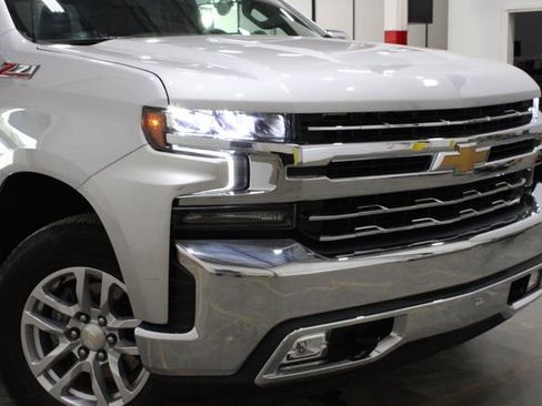 Used 2019 Chevrolet Silverado 1500 LTZ image 44