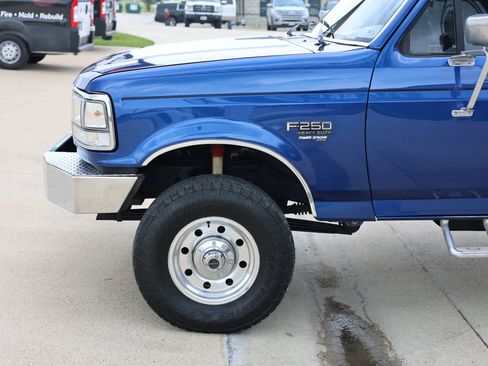 Used 1997 Ford F250 4x4 SuperCab Heavy Duty image 12