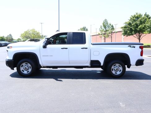 Used 2025 Chevrolet Silverado 2500 W/T w/ WT Convenience Package AWD/4WD image 29