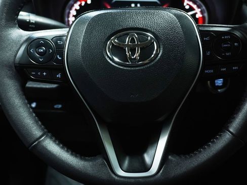 Used 2025 Toyota RAV4 XLE w/ Convenience Package AWD/4WD image 18