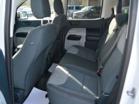 Used 2023 Ford Maverick XLT w/ Equipment Group 300A Standard image 11