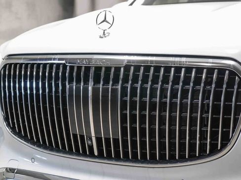New 2026 Mercedes-Benz Maybach GLS 600 4MATIC image 5