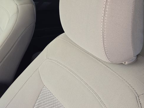 Used 2021 Ford Explorer 2WD image 16