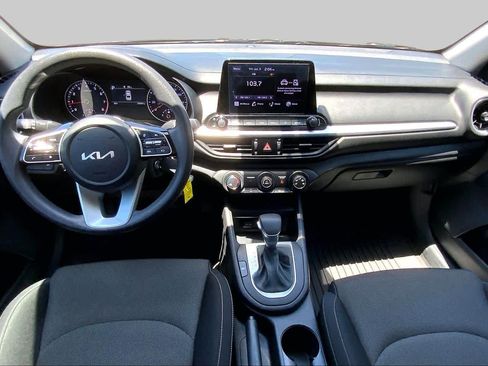 Used 2023 Kia Forte LXS FWD image 16