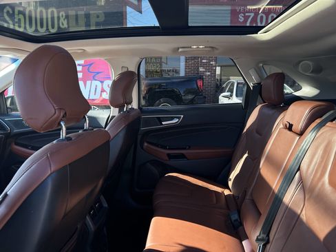 Used 2017 Ford Edge Titanium w/ Equipment Group 301A image 28