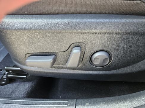 New 2026 Kia Seltos EX image 9