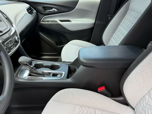 Used 2023 Chevrolet Equinox LT FWD image 21
