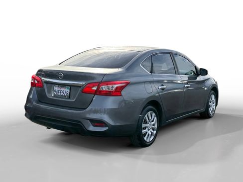 Used 2019 Nissan Sentra S image 5