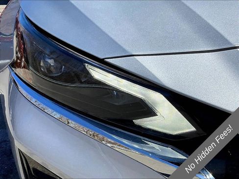 Used 2024 Nissan Altima 2.5 SV FWD image 27