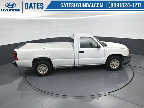 Used 2007 Chevrolet Silverado 1500 W/T image 32