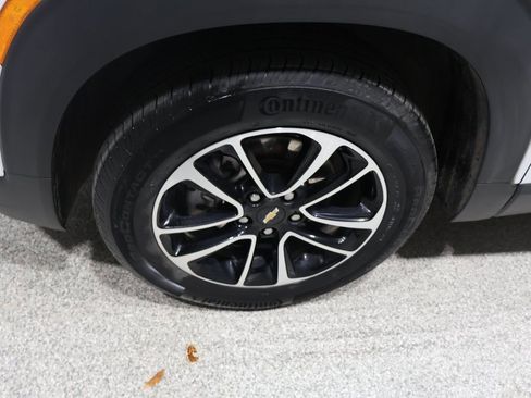Used 2025 Chevrolet TrailBlazer LT image 10