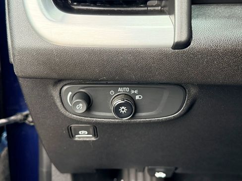 Used 2019 GMC Terrain SLE FWD image 25