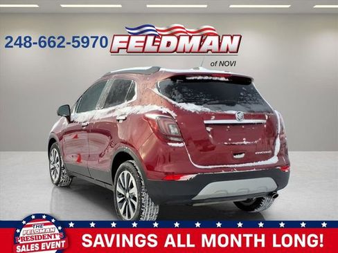 Used 2021 Buick Encore Preferred image 3