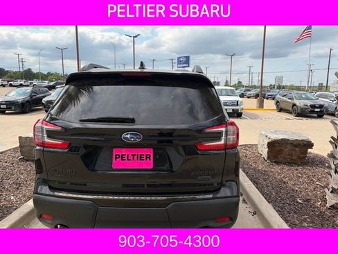 Used 2024 Subaru Ascent Onyx Edition image 17