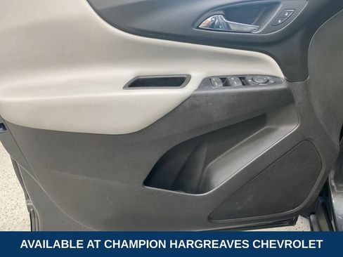 Used 2019 Chevrolet Equinox LS w/ LS Convenience Package FWD image 30