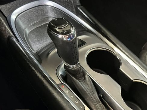 Used 2018 Chevrolet Malibu LT FWD image 24