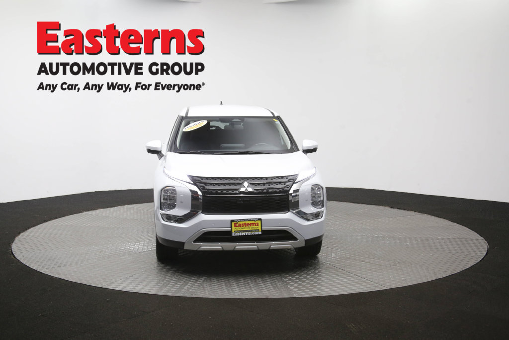 Used 2024 Mitsubishi Outlander SE AWD/4WD image 54