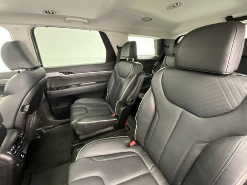Used 2024 Hyundai Palisade SEL w/ Premium Package AWD/4WD image 8