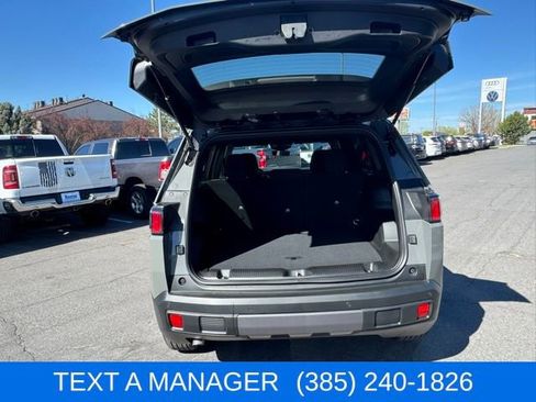 New 2026 Jeep Cherokee Limited image 10