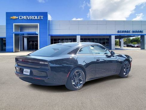 Used 2025 Dodge Charger R/T w/ Quick Order Package 25M R/T image 4