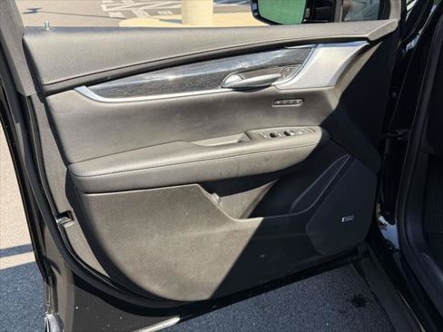 Used 2023 Cadillac XT5 Premium Luxury AWD/4WD image 18